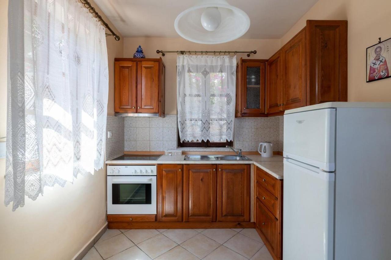 Villa Leleka Chalki Town 外观 照片